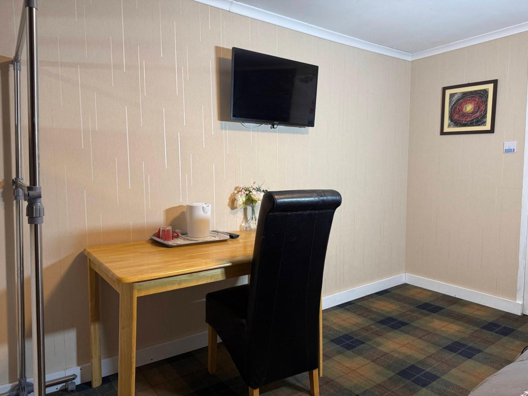 Self Check In Room Accommodation Only The Castle, Coldstream Exterior photo