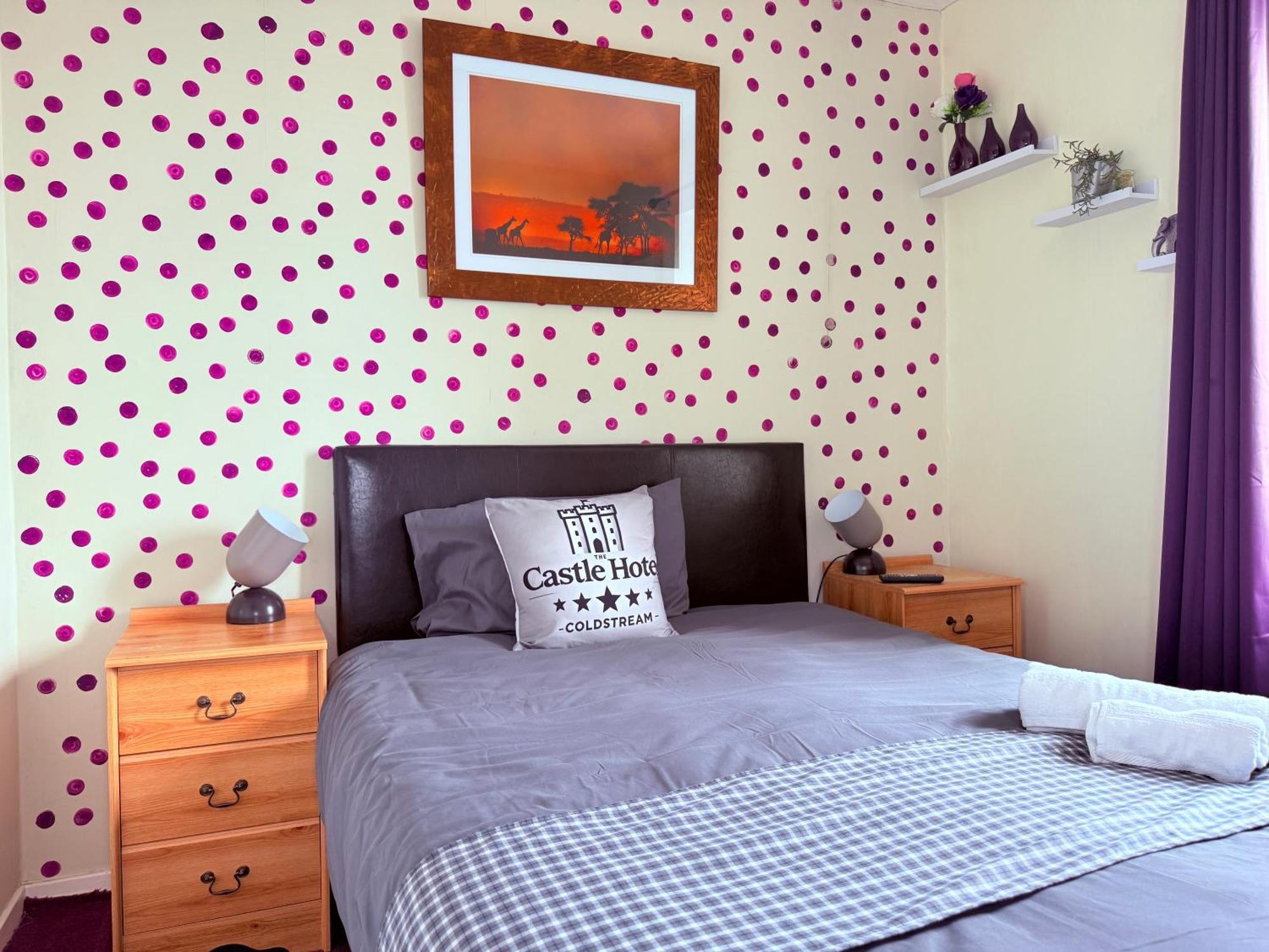Self Check In Room Accommodation Only The Castle, Coldstream Exterior photo
